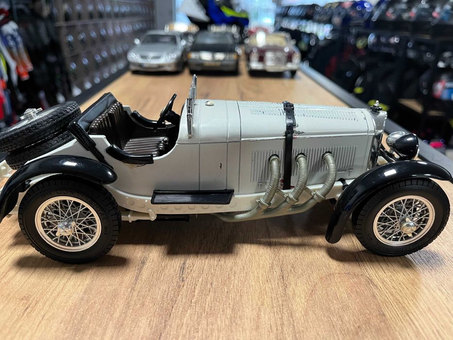 BBURAGO метален колекционерски модел MERCEDES BENZ SSK 1928г.1:18