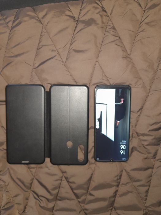 Продам смартфон  Oppo A31