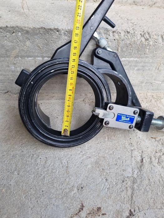 Aparat de debitat și sanfrenat teava de plastic