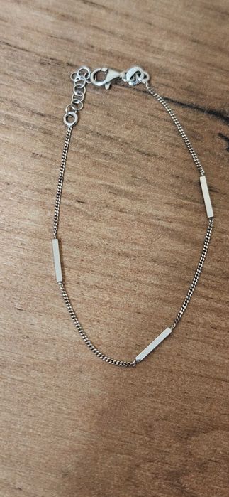 Дамска сребърна гривна