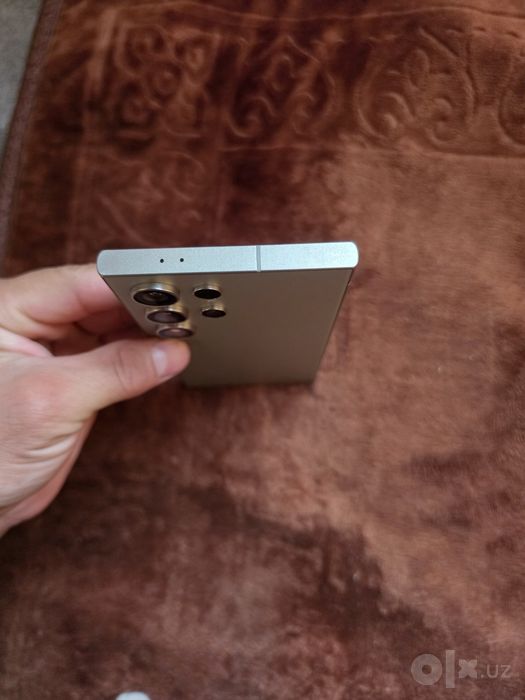 Samsung S 24 Ultra  Natural Titanium