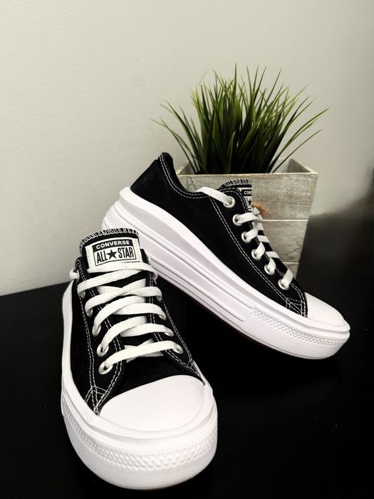 Чисто нови Converse All Star