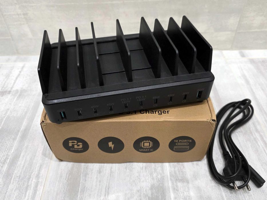 Ueetop 600W USB Fast Charge 10-Port GaN Charging Station Laptop Tablet