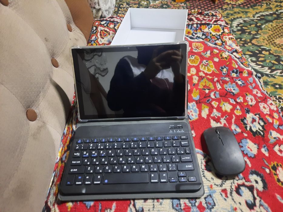 Планшет в хорошем состояний