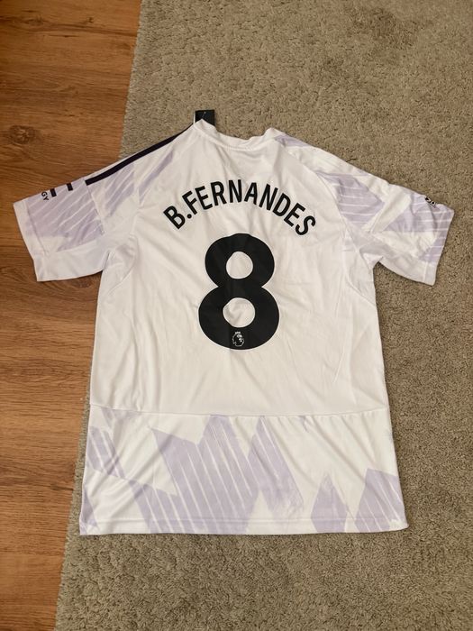 Tricou B. Fernandes