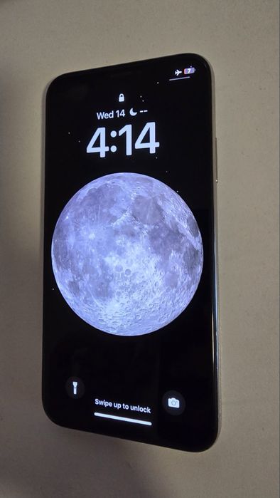 iPhone X 256 GB бял