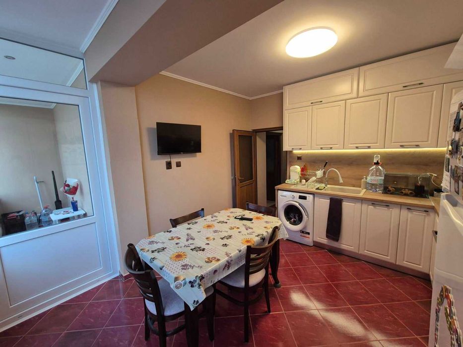 Продава се Двустаен апартамент в Разград, Център - 78 кв.м за 1896 €/кв.м - Снимка #5