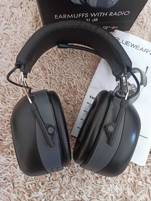 Слушалки за защита/шумоизолиращи с FM радио, Bluewear (Швеция), 31 dB, Hi-Fi, регулируеми