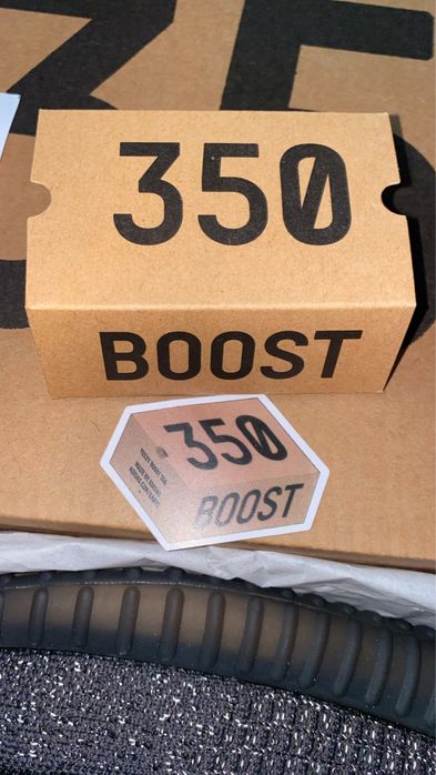 Yeezy 350 - Black Reflective, marimea 44, noi in cutie