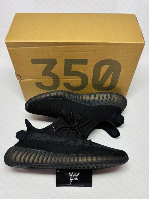 Yeezy 350 Static Black