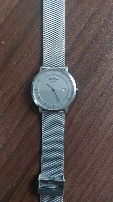 Часы наручные женские