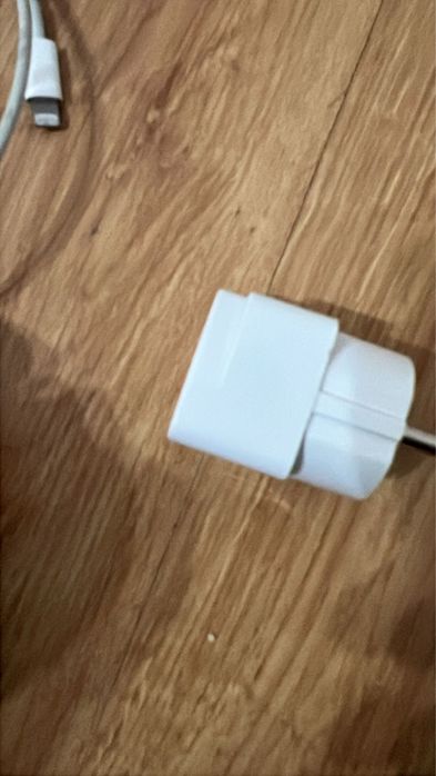 Продается зарядка iPhone