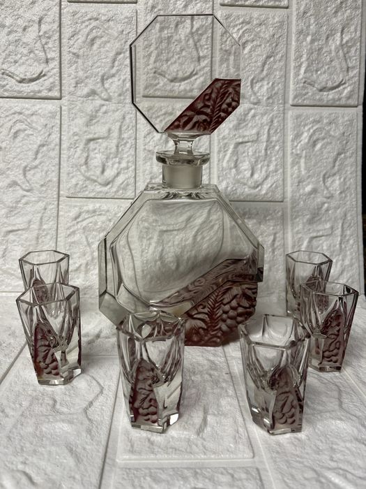 Винтидж гарафа с шест чашки-шотчета-Бохемия,Чехия