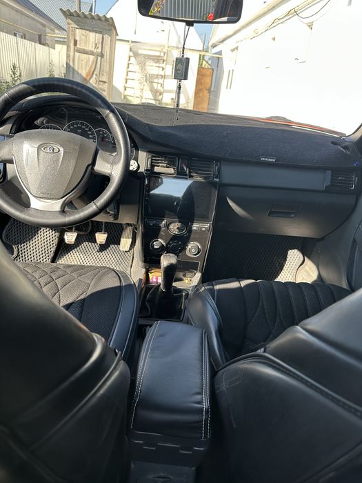2172Priora Хетчбек