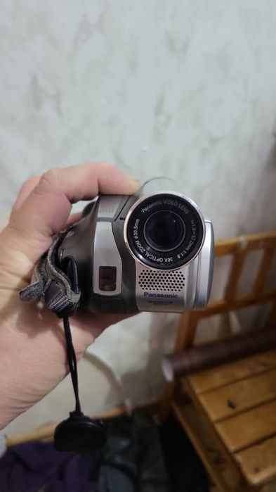 Продам видио камеру.