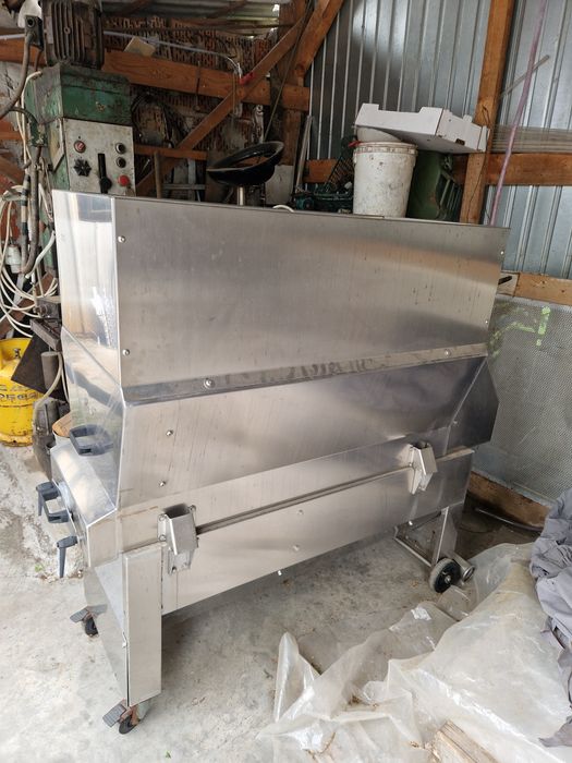 Desciorchinator/ Zdrobitor Inox 2,3,5 t/h