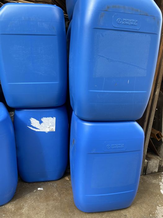 Пластмасови туби 30л и 65л и 20л