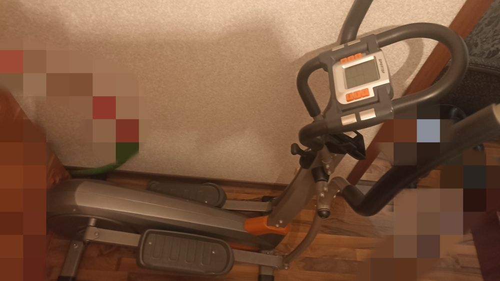 Эллипсоидный тренажёр Орбитрек