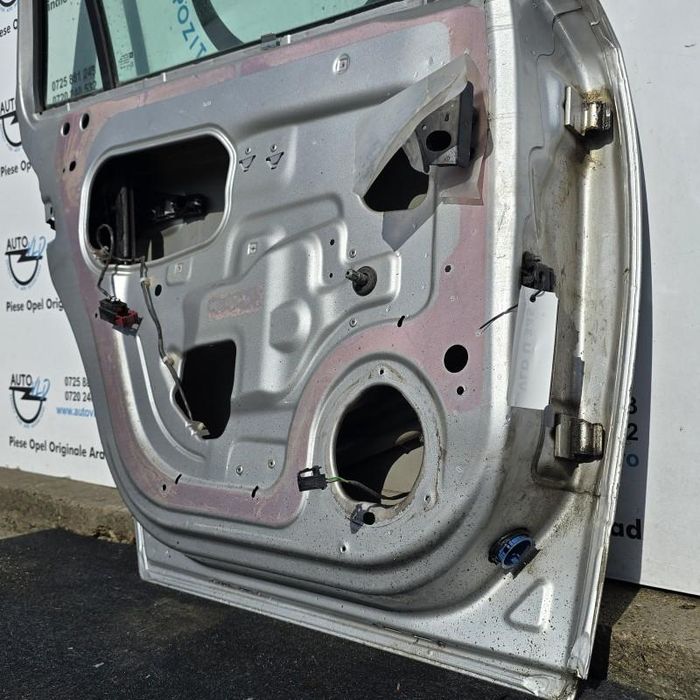 Portiera usa Z157 stanga spate Opel Astra H facelift