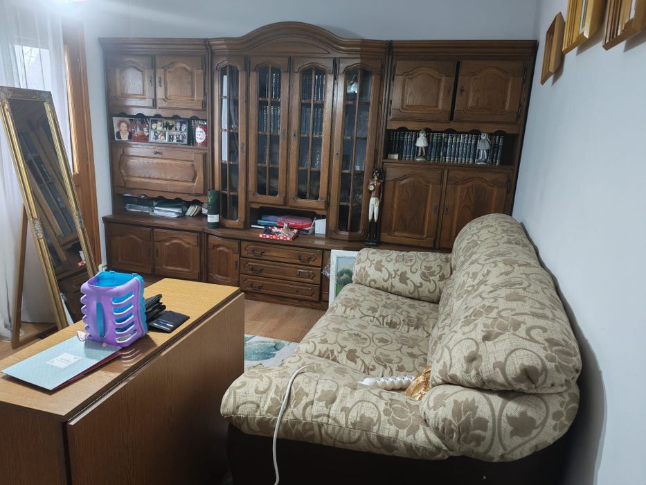 Vând sau schimb apartament cu 3 camere