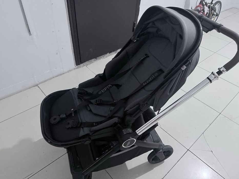 Продам детскую коляску