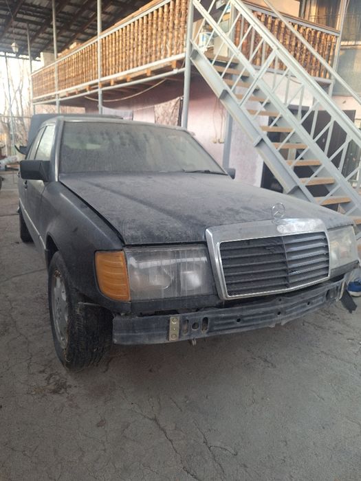 Продам мерседес 124