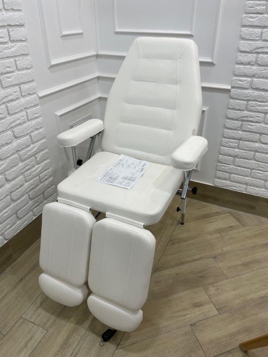 Продается педикюрное кресло