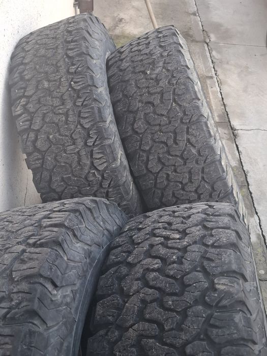 Anvelope de vânzare