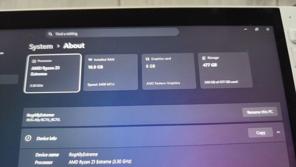 Consolă ASUS ROG Ally Z1 Extreme – Ca nouă, la cutie