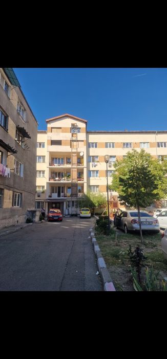 Garsonieră de vânzare