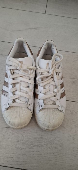 Adidasi piele adidas superstar marimea 36 cu 23 cm