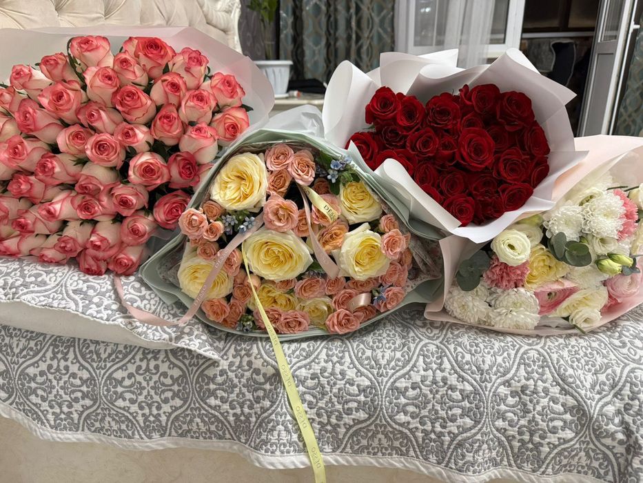 Цветы , букеты ,