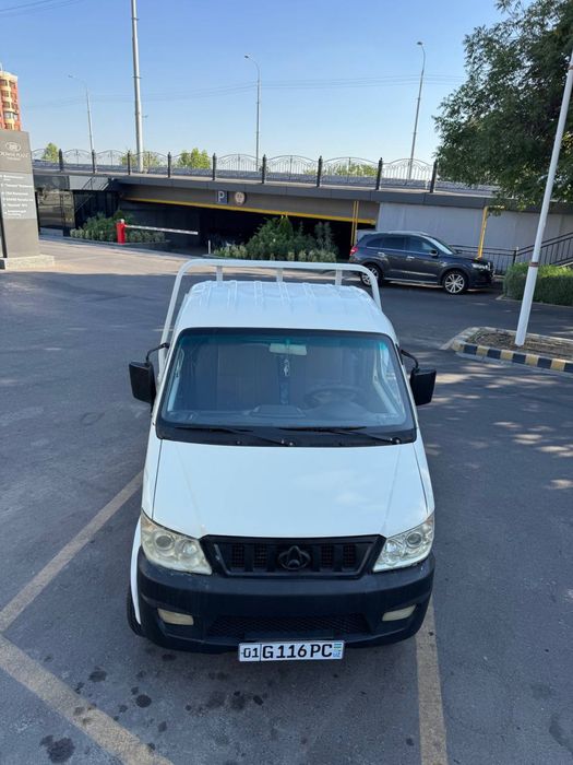 Changan 2014 yil qo’sh balon sotiladi Чанган 2014 сотилади