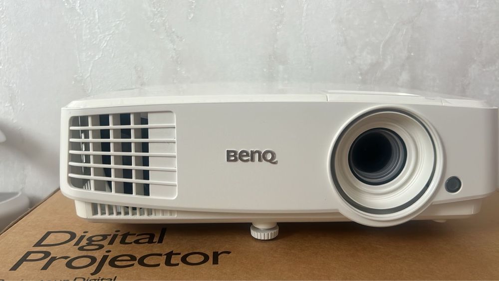 проектора BenQ MX560
