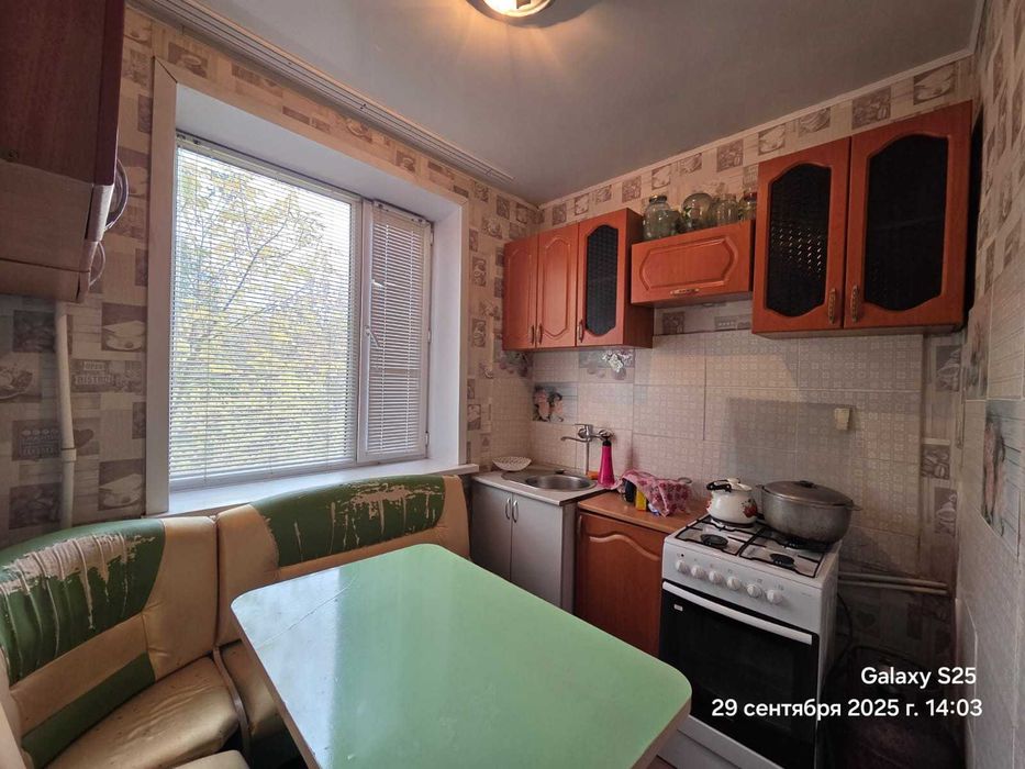 Очень теплая 2-комн. квартира, по пр. Строителей!