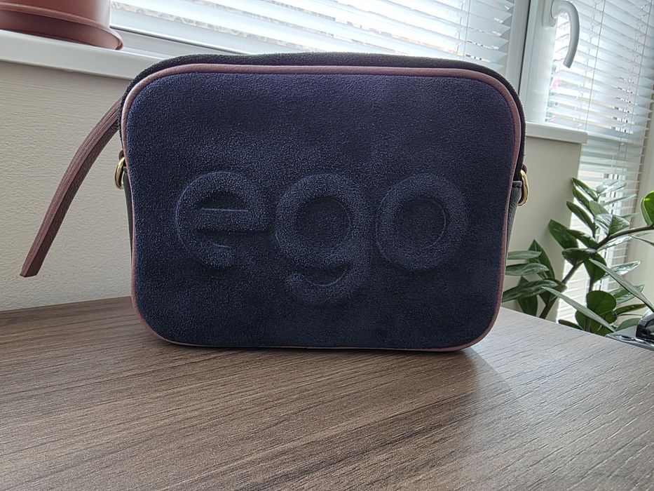 Чанта (куфарче) Ego естествен велур