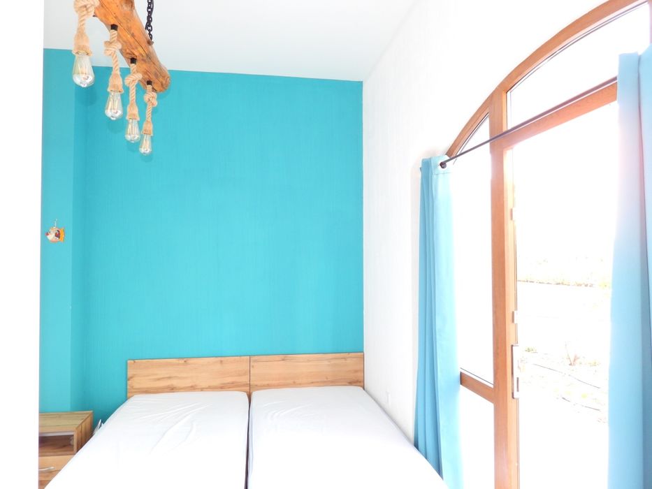 Дава се под наем Двустаен апартамент в к.к. Слънчев бряг - 56 кв.м за 298.86 € - Снимка #2