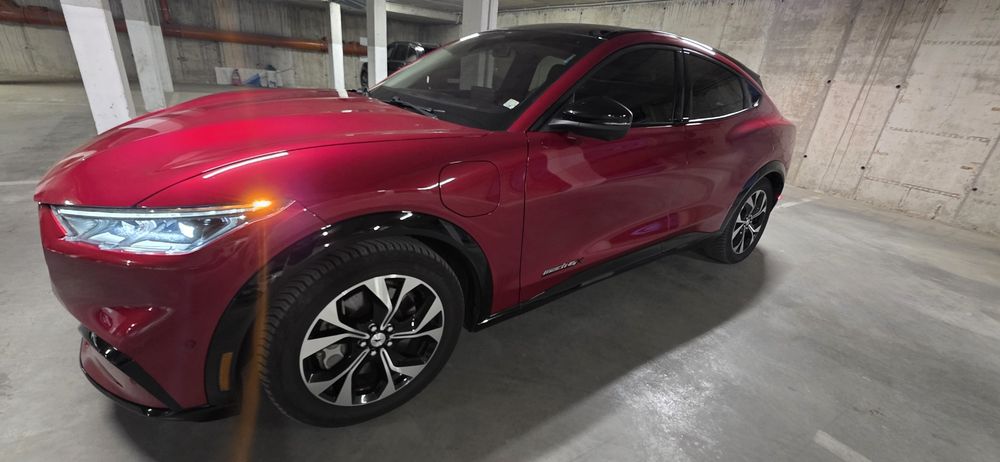 Ford Mustang Mach e, PREMIUM +,92kw 4x4