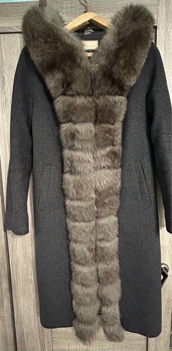 Продам зимнее пальто