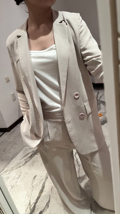 Костюм с брюками