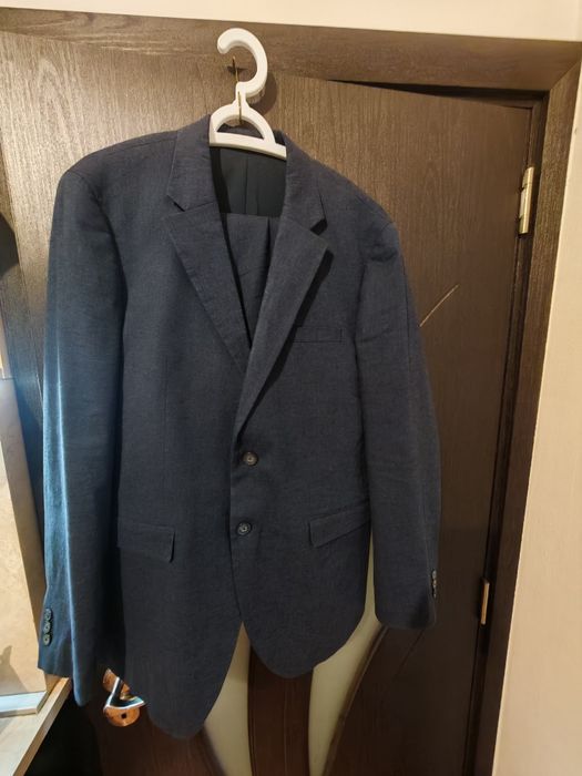 Ленен Костюм за всякакви поводи