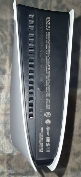 PS 5 Slim Yangi  1 ta orginal pult