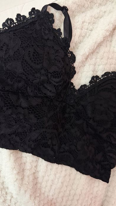 Бюстие в черен и зелен цвят