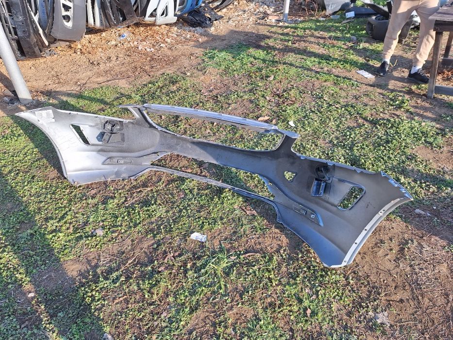 Предна броня за Volvo XC60 2011