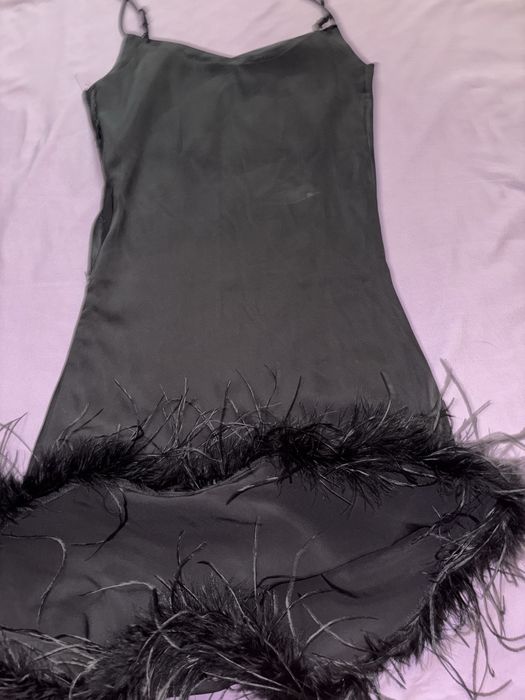 Черное женское платье