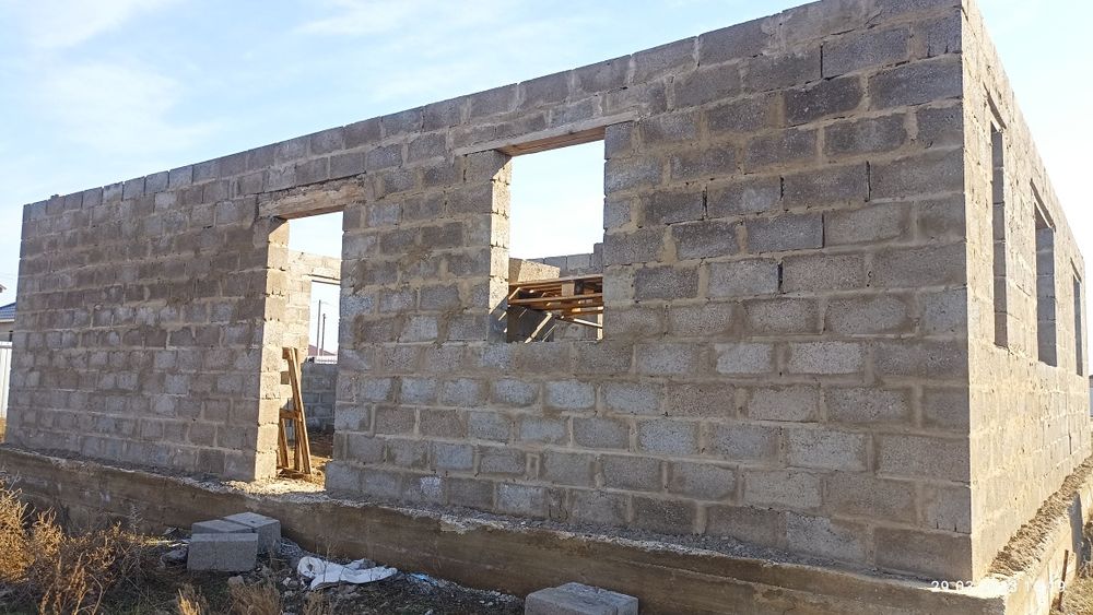 Дом недостроенный