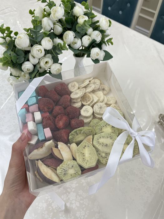 Сублимированные фрукты и мороженое