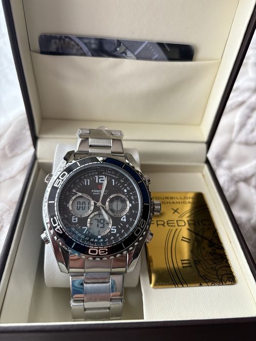 Vand ceas Fredric nou