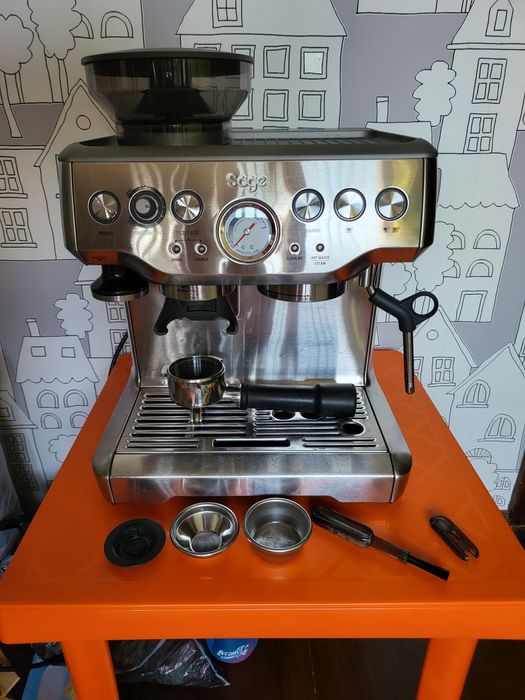 Еспресо машина SAGE Barista Express Кафемашина с кафемелачка