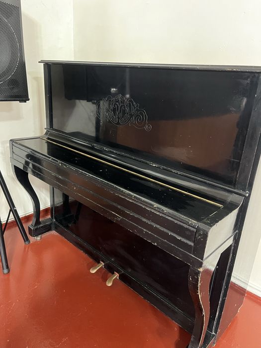 Продам Пианино фортепиано